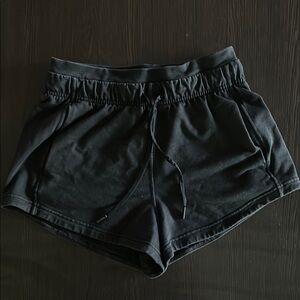 Lululemon Inner Glow Short 3’